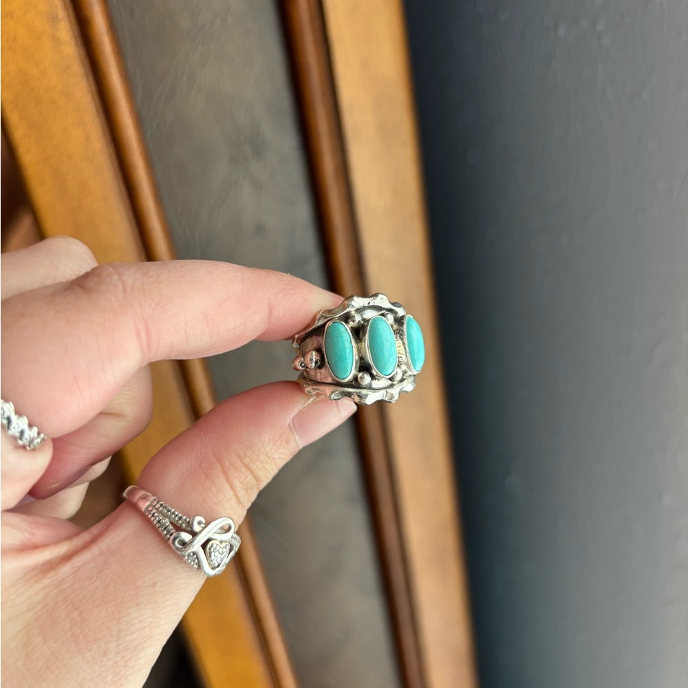 Running Bear Sterling Silver 3 Stone Turquoise Ring